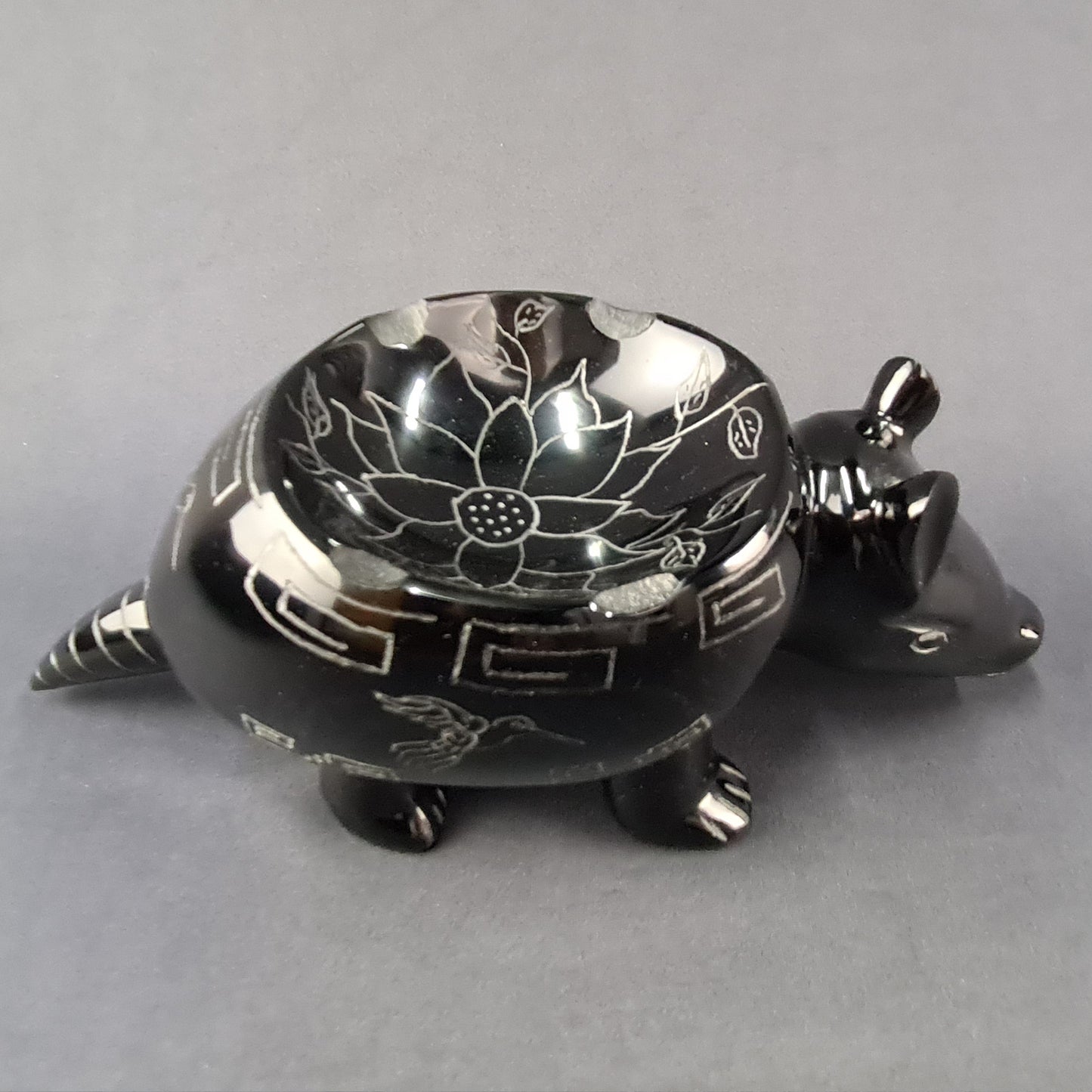 Obsidian Handmade Armadillo Artesanal de Obsidiana