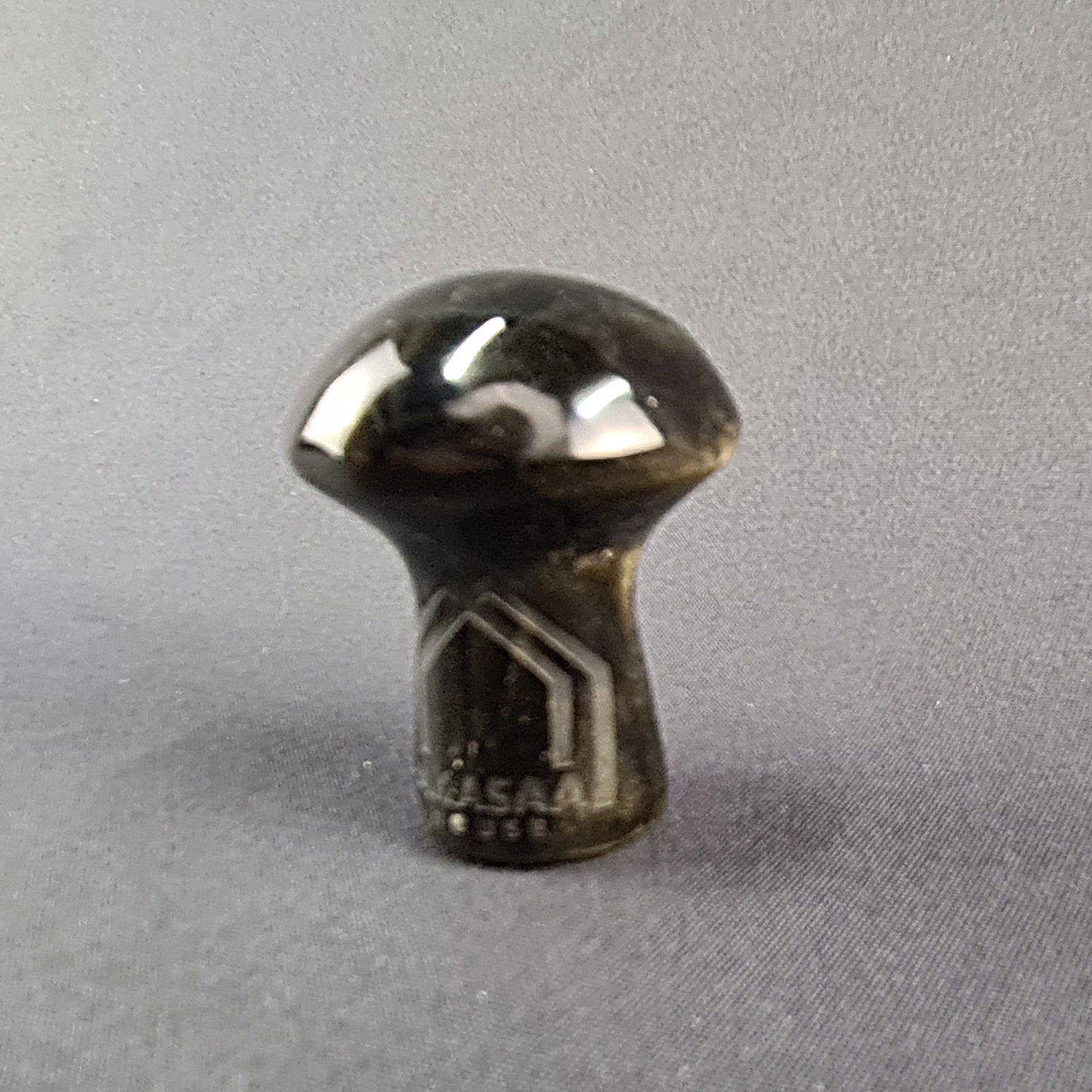 Obsidian handmade mini Massager / Masajeador artesanal mini de obsidiana