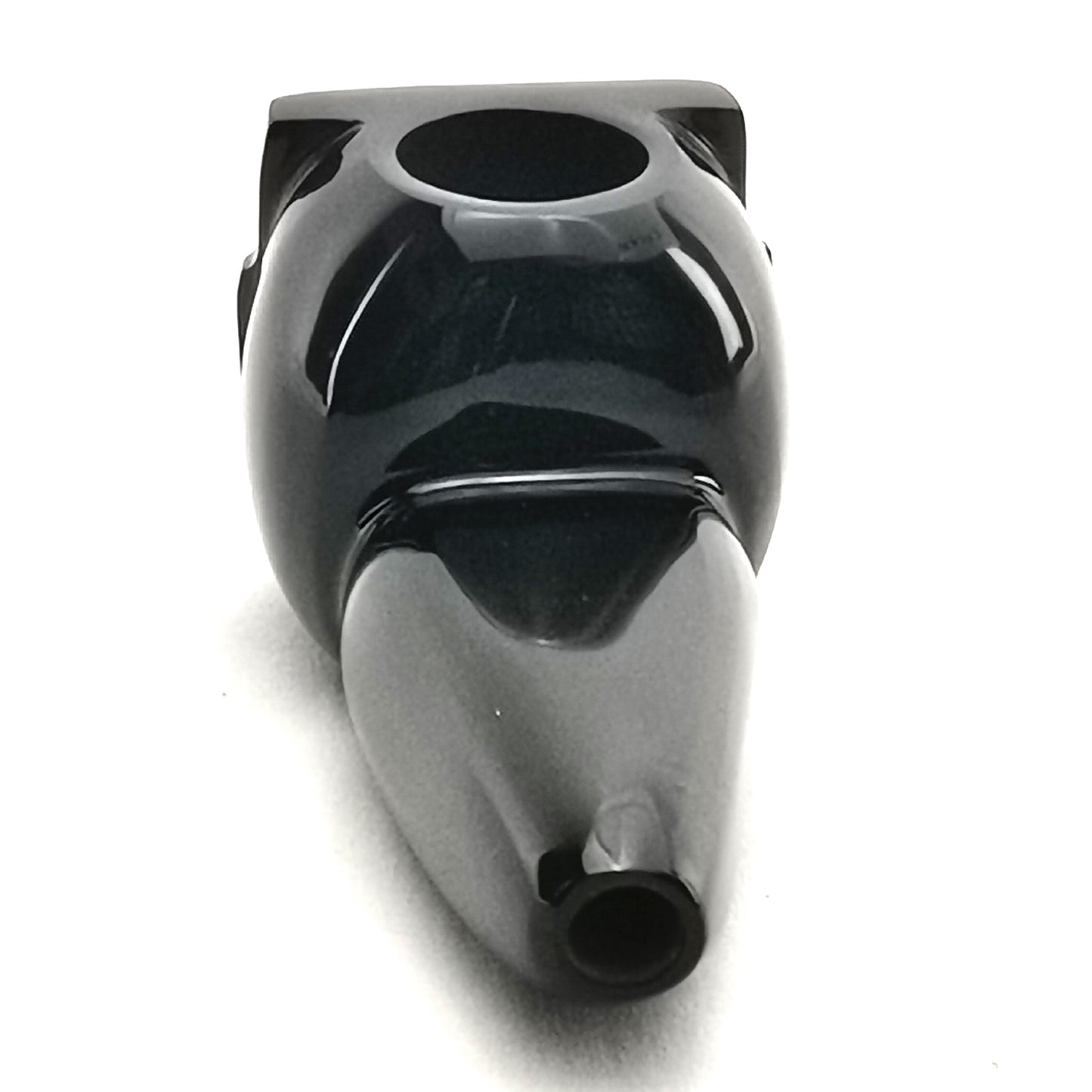 Obsidian handmade smoking pipe / Pipa artesanal de obsidiana